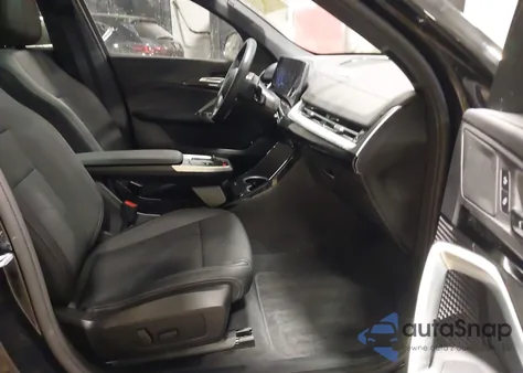 2025 BMW X2 xDrive28I z USA, uszkodzony, nr VIN WBX63GM00S5375786